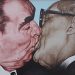 Murale bacio Brezhnev-Honecker