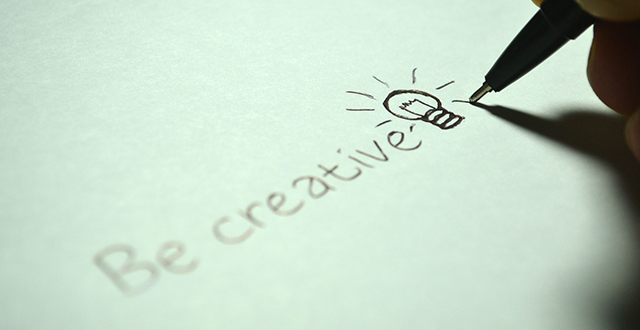 Scritta Be creative - creatività